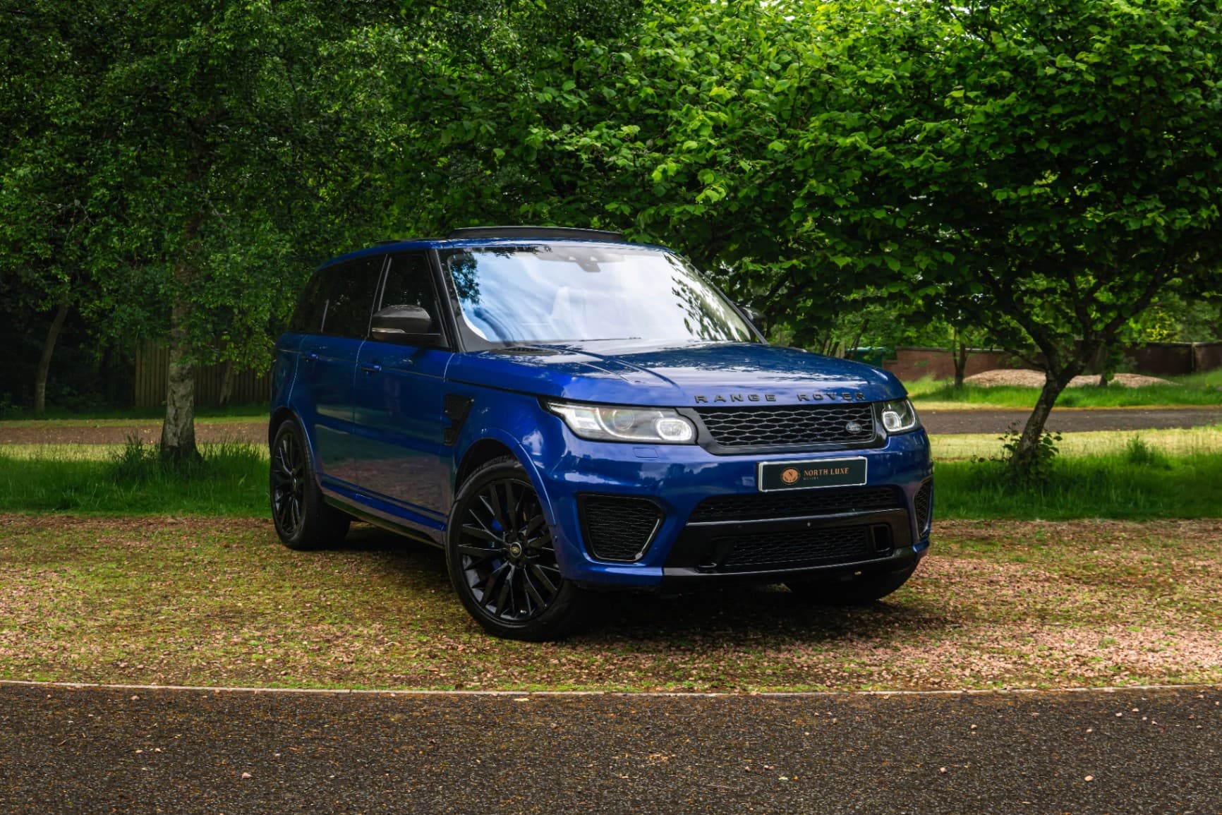 LAND ROVER